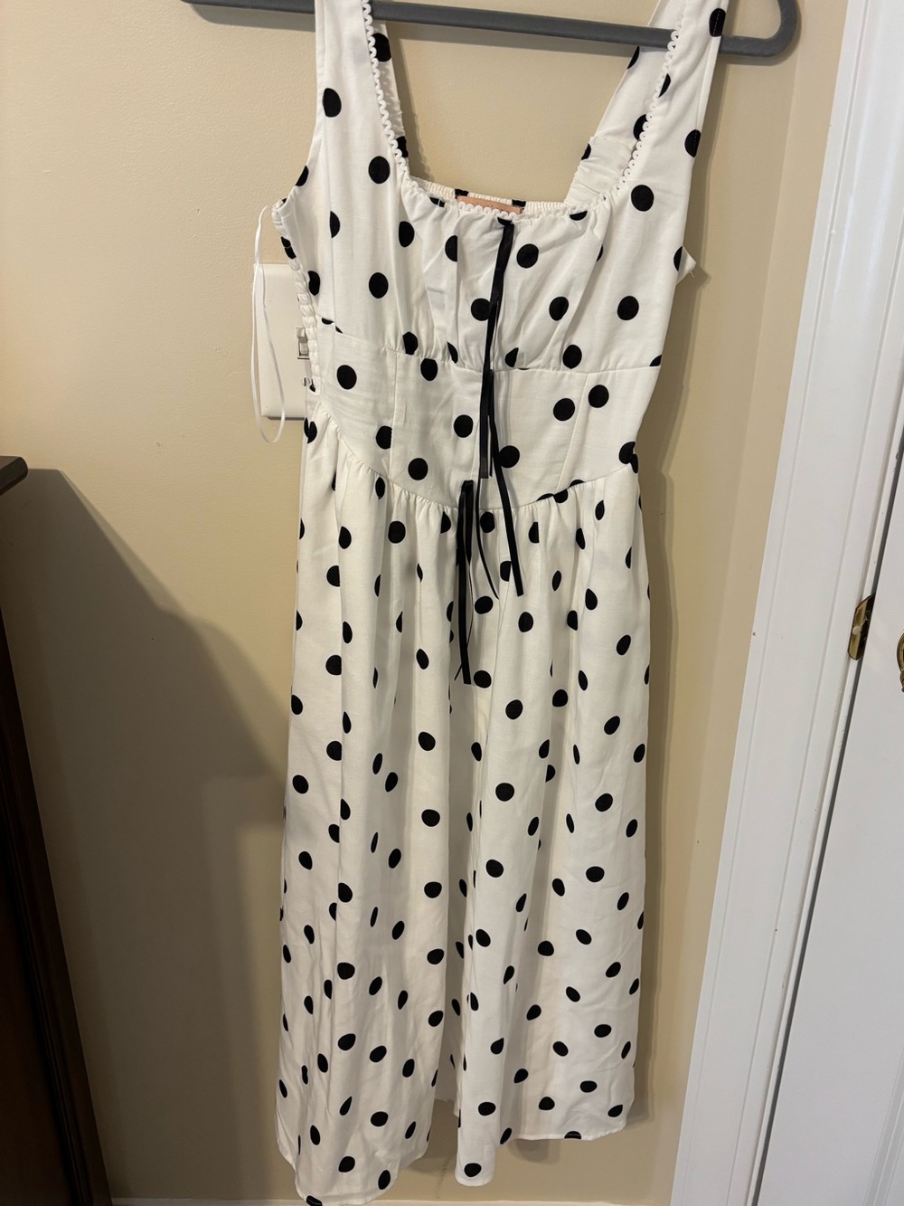 Revolutionary White and Black Polka Dot Midi Dress